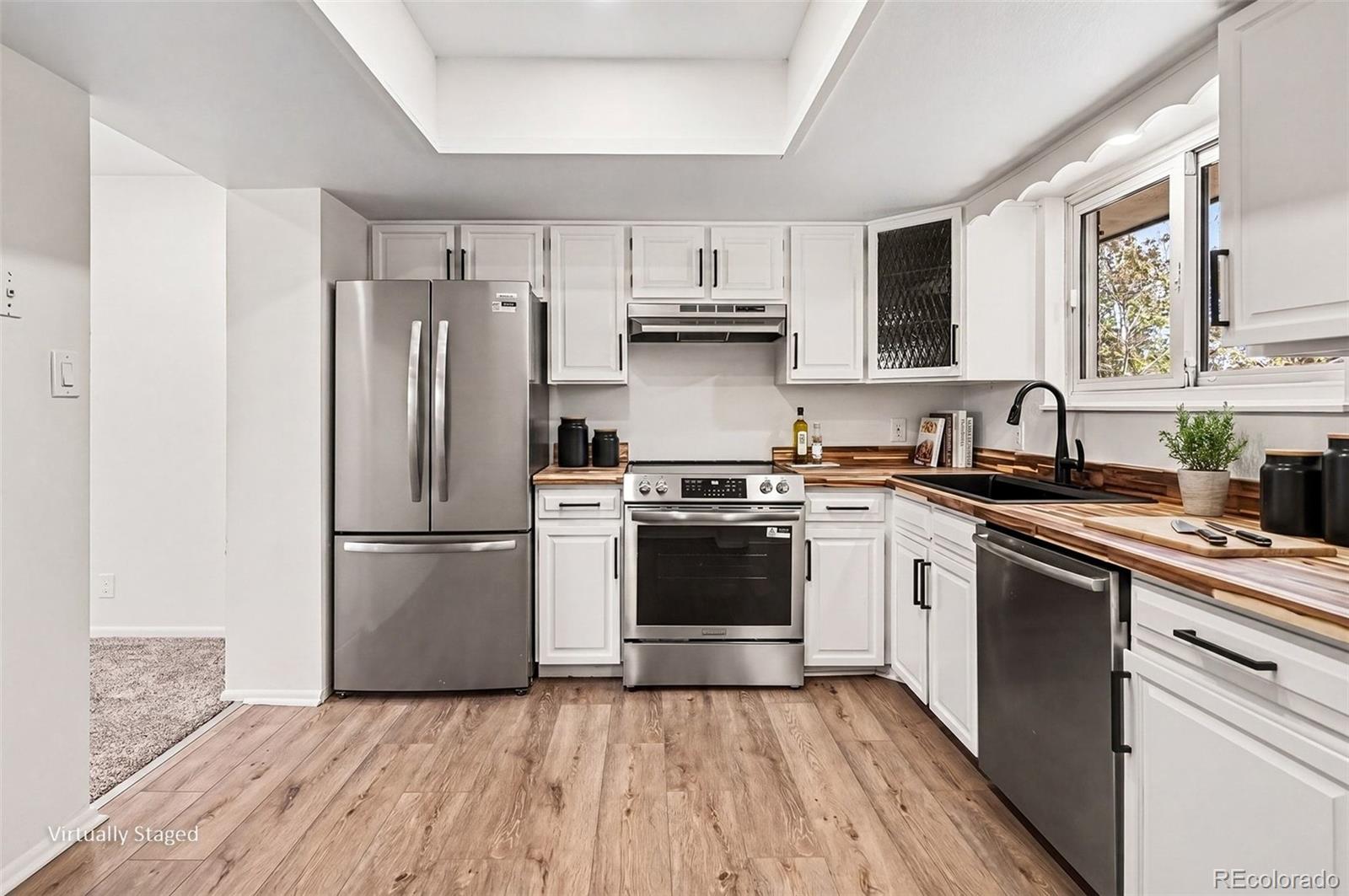 Real Estate Photo