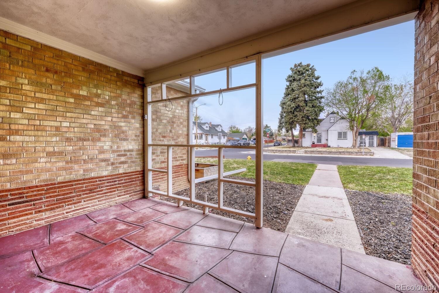 Real Estate Photo