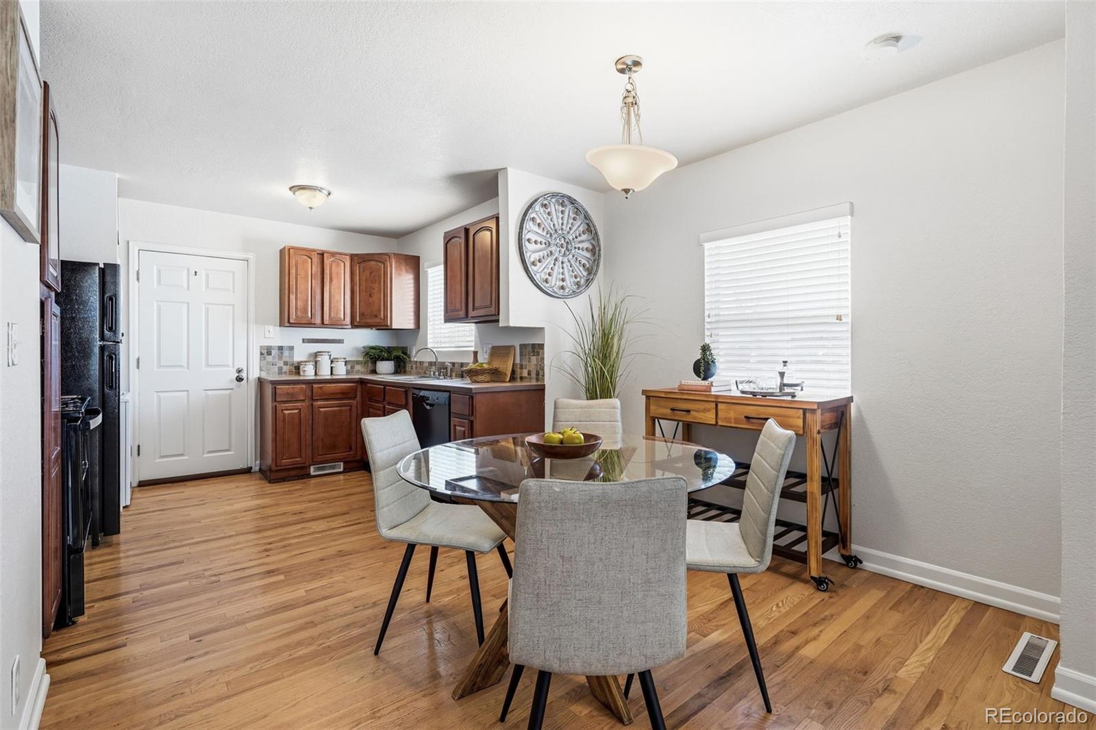 Real Estate Photo