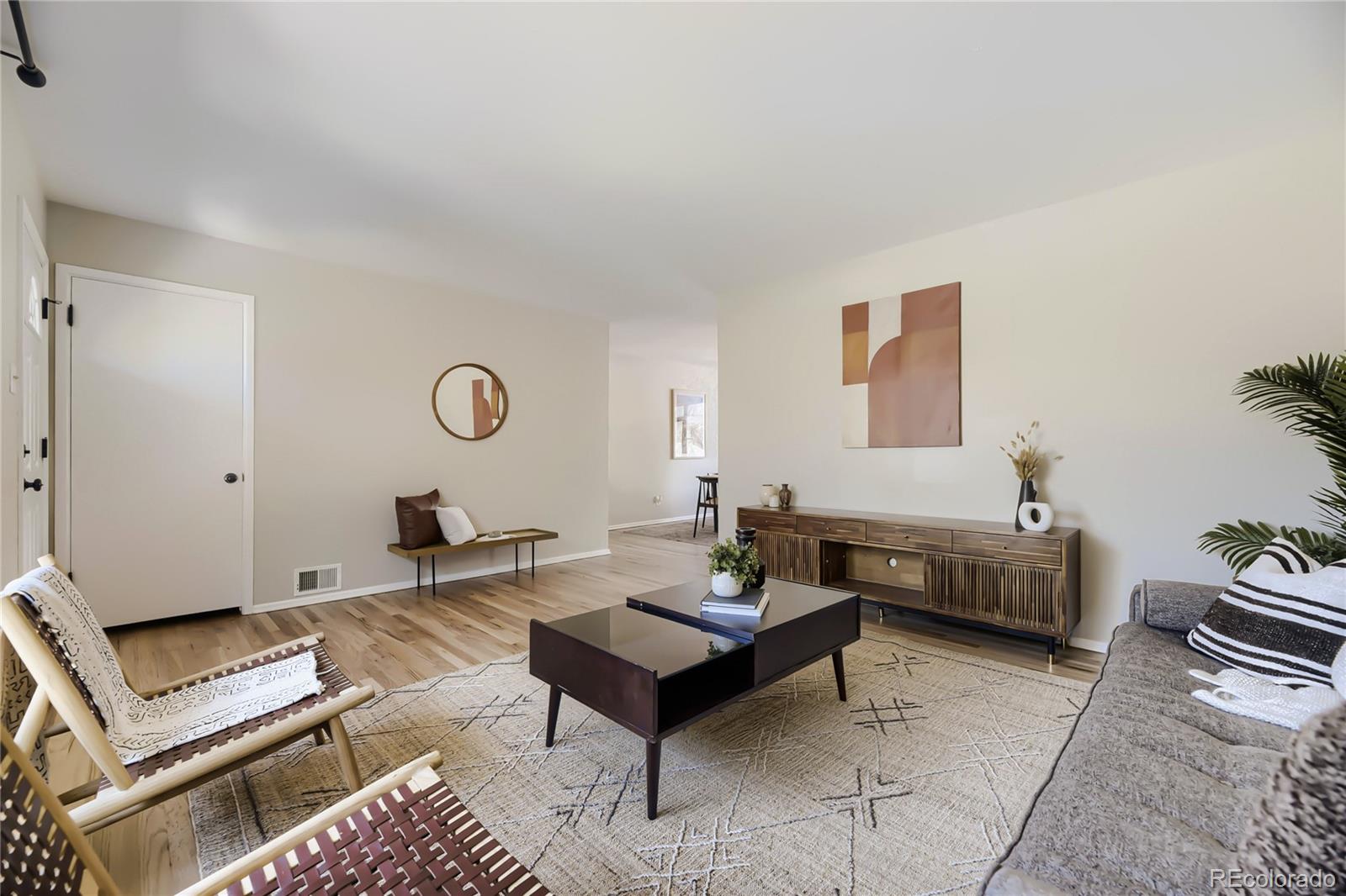 Real Estate Photo