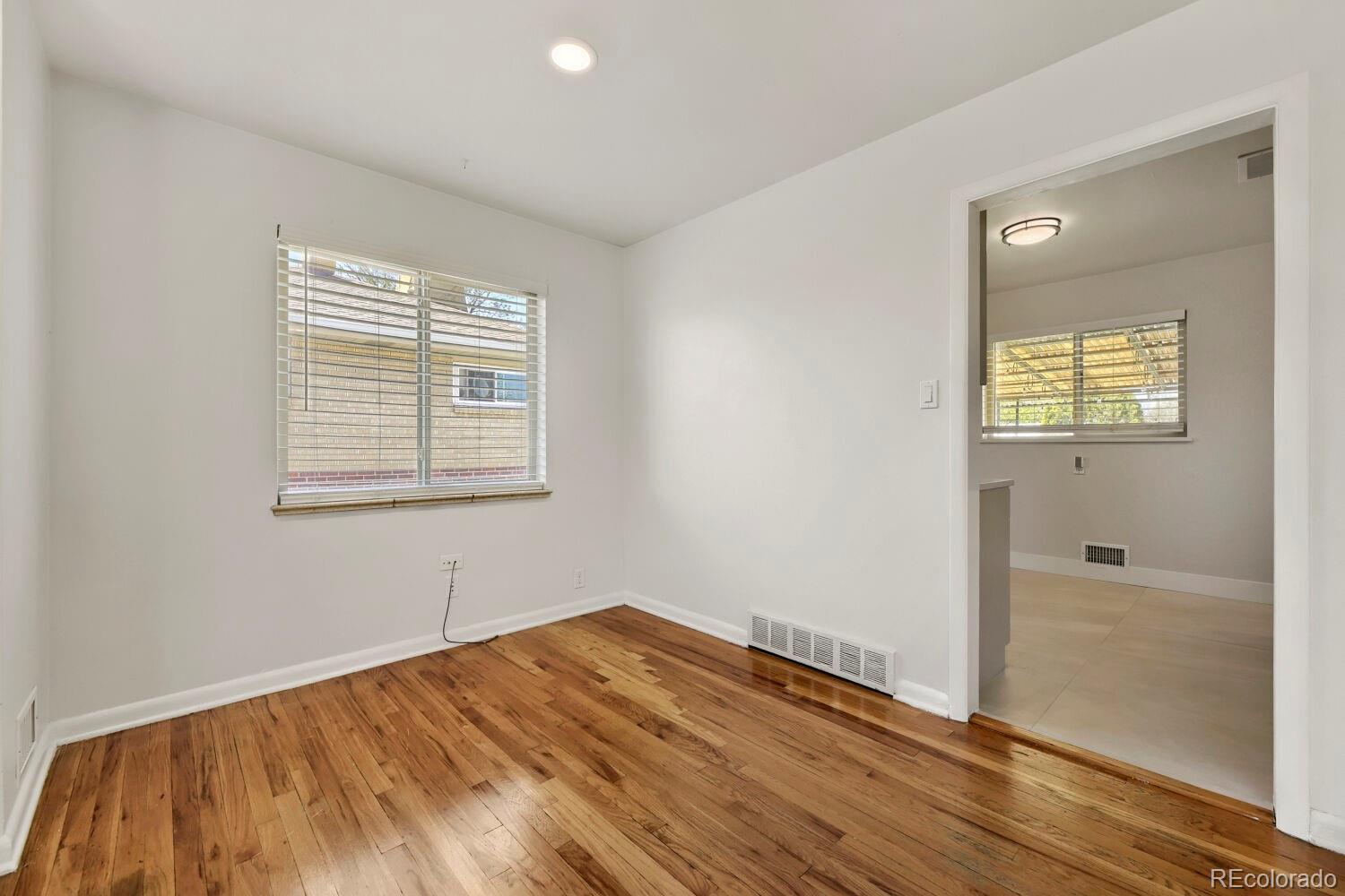 Real Estate Photo
