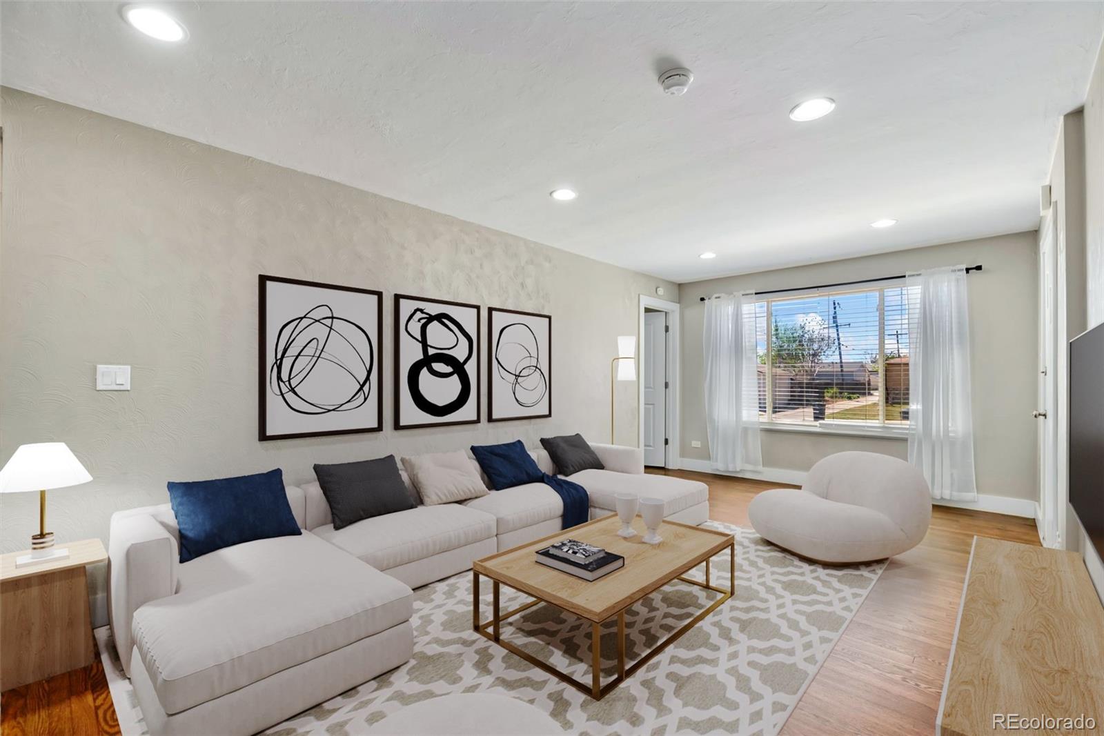 Real Estate Photo