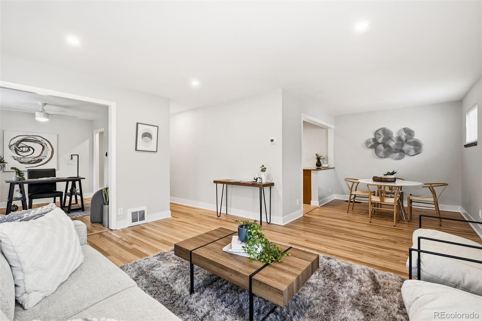 Real Estate Photo