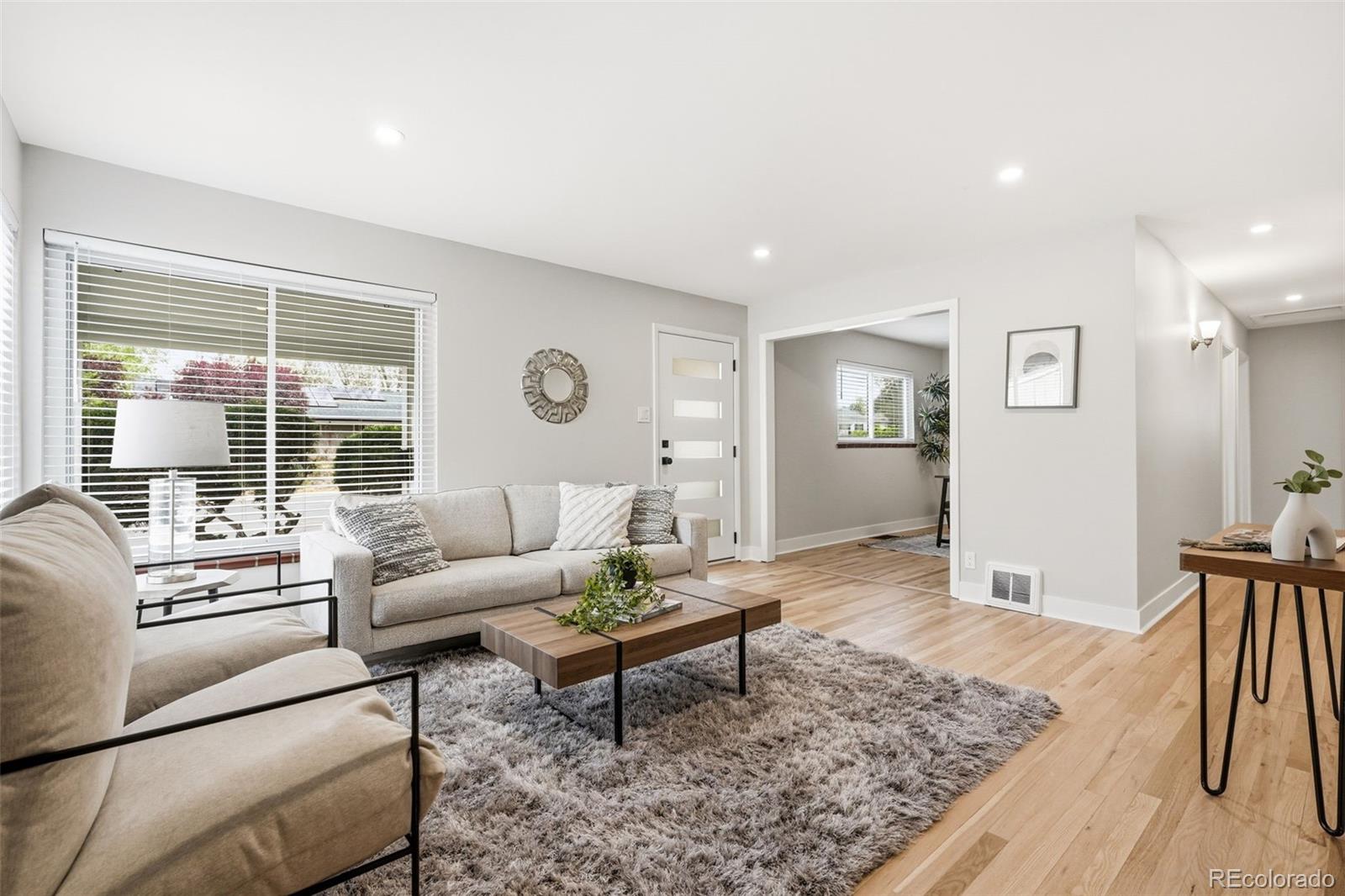 Real Estate Photo