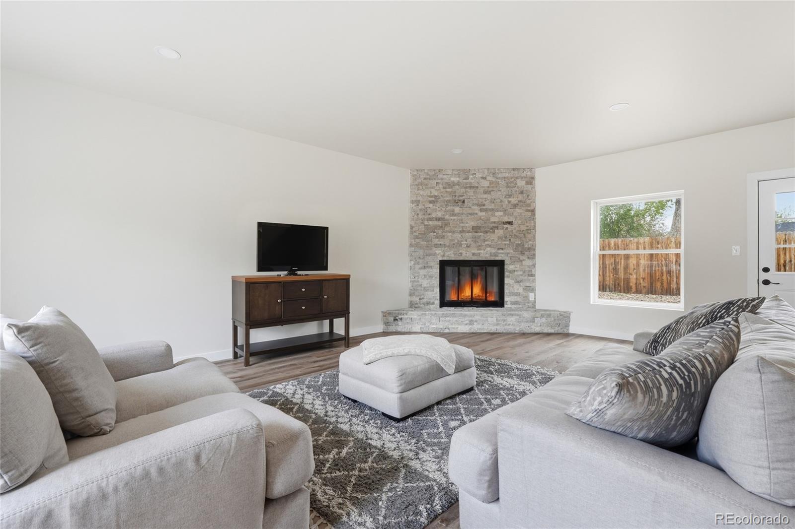 Real Estate Photo