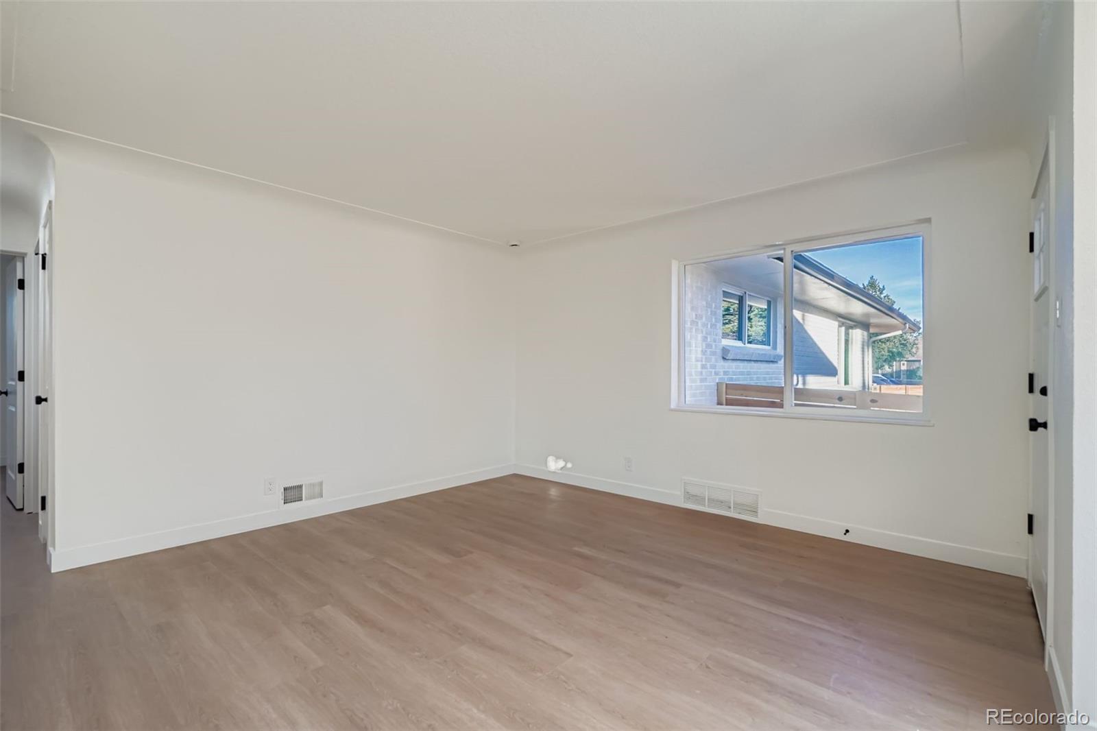 Real Estate Photo