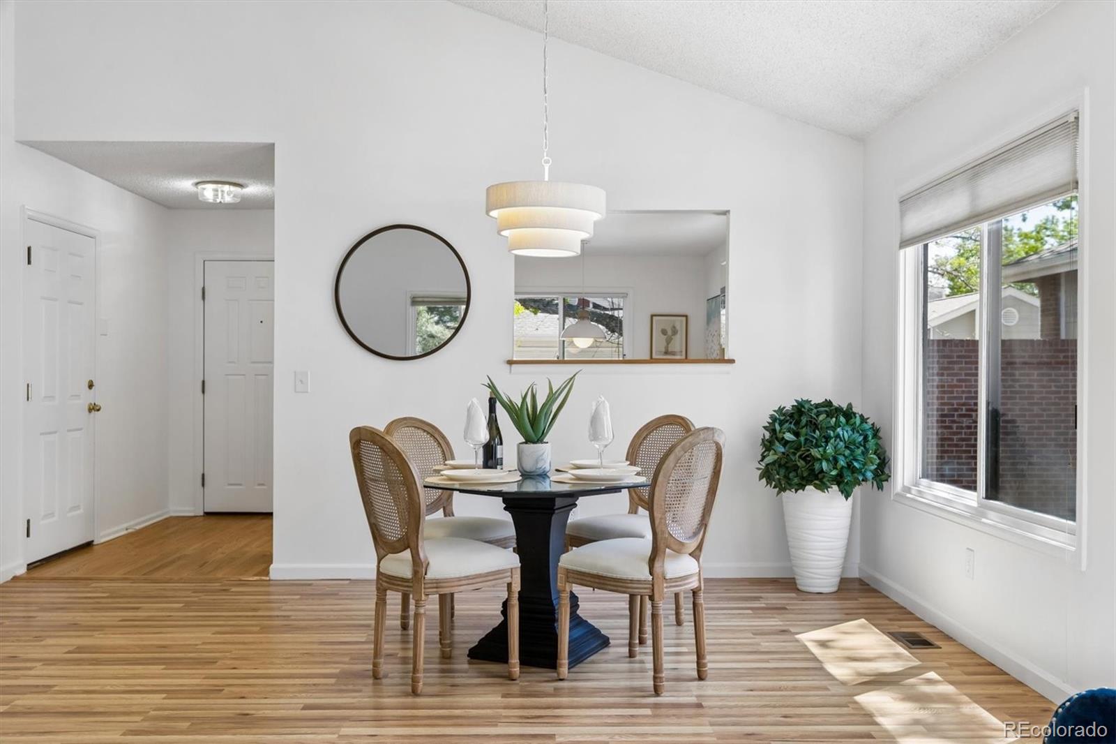 Real Estate Photo