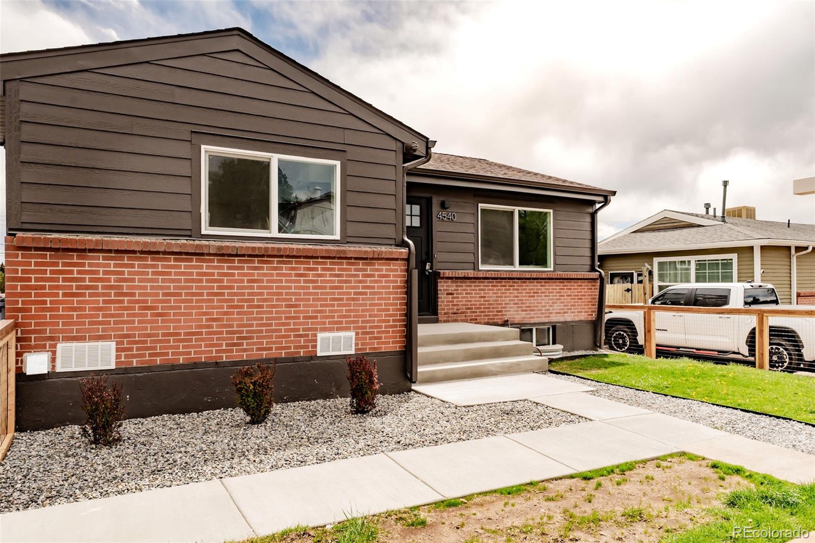 Real Estate Photo