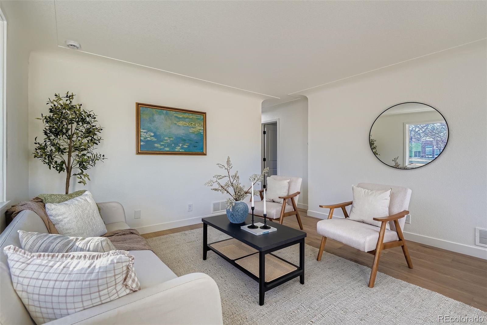 Real Estate Photo