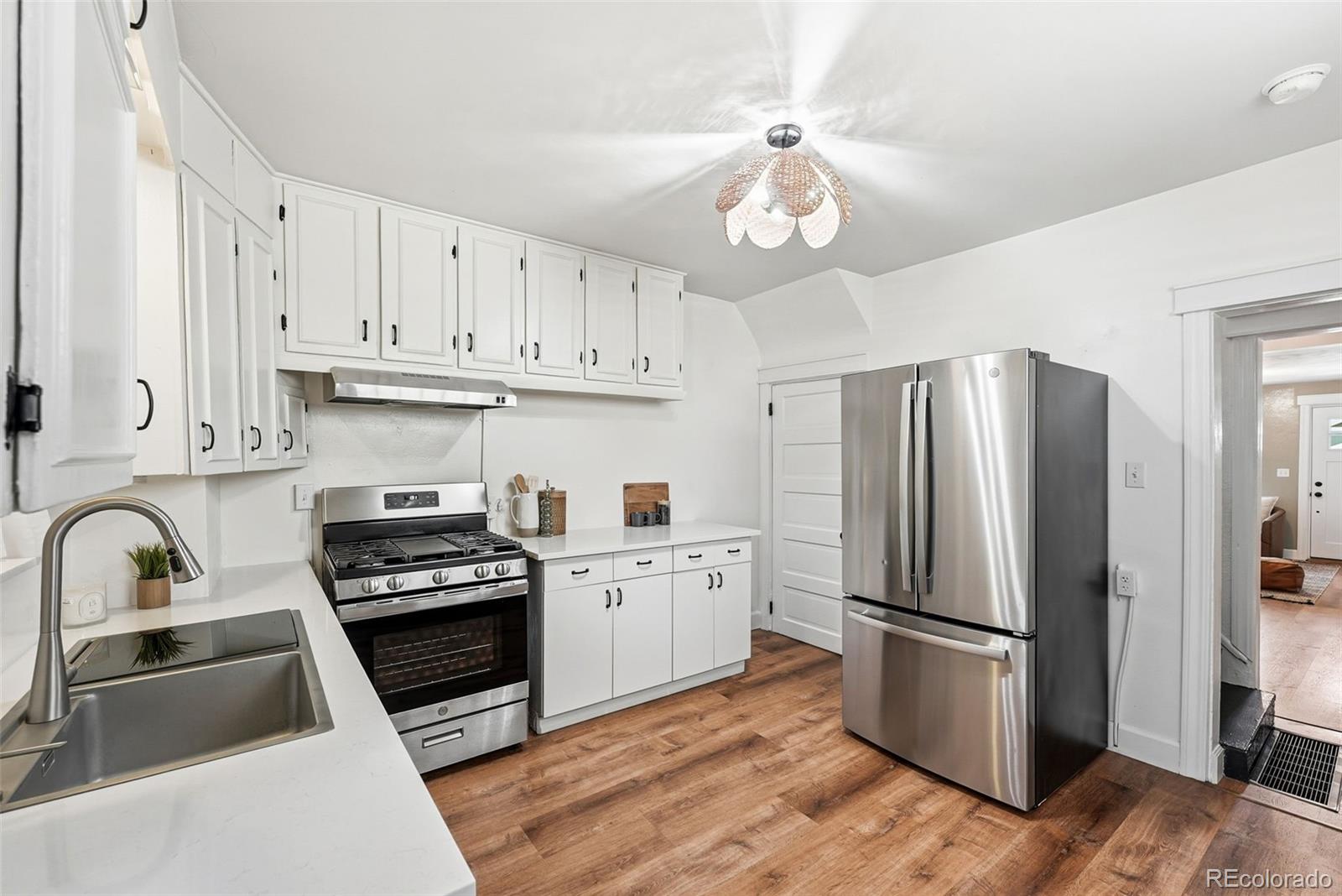 Real Estate Photo