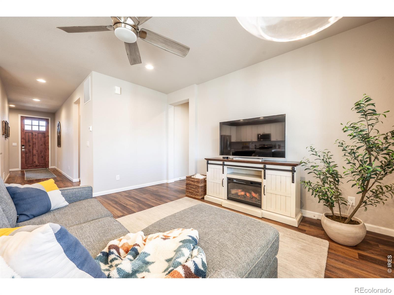 Real Estate Photo