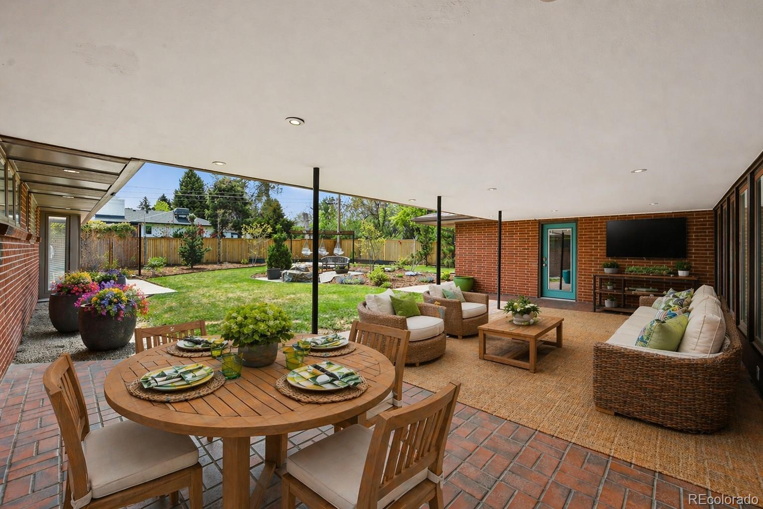 Real Estate Photo