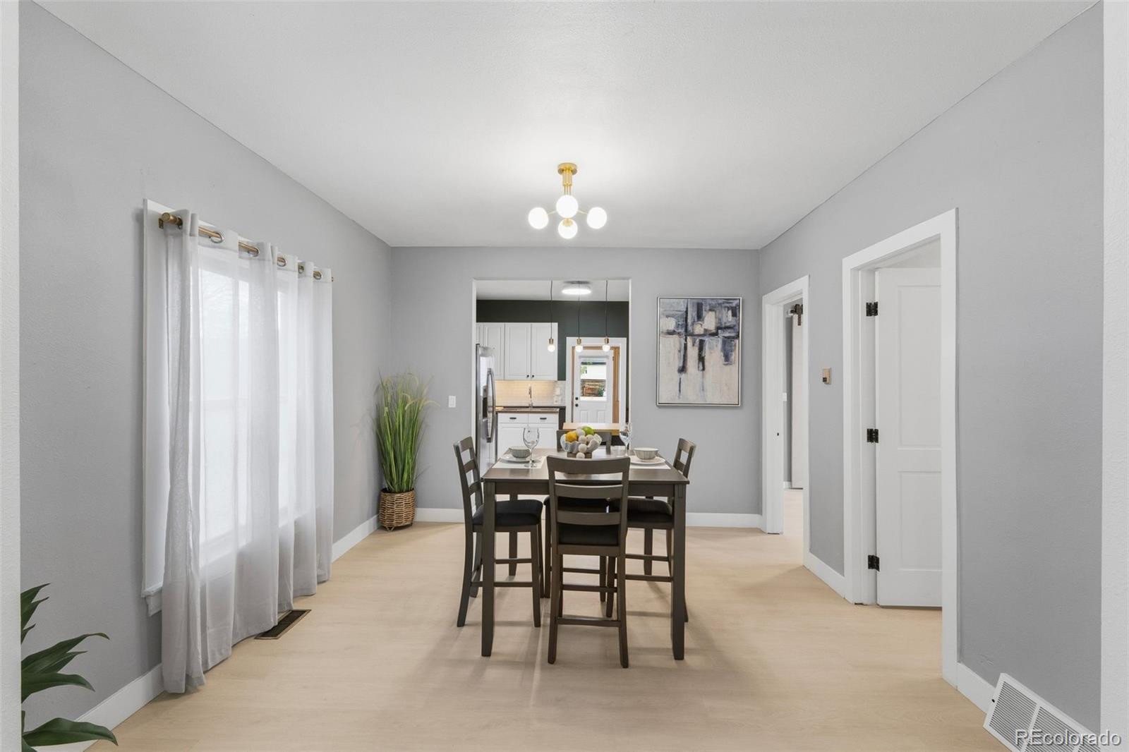 Real Estate Photo