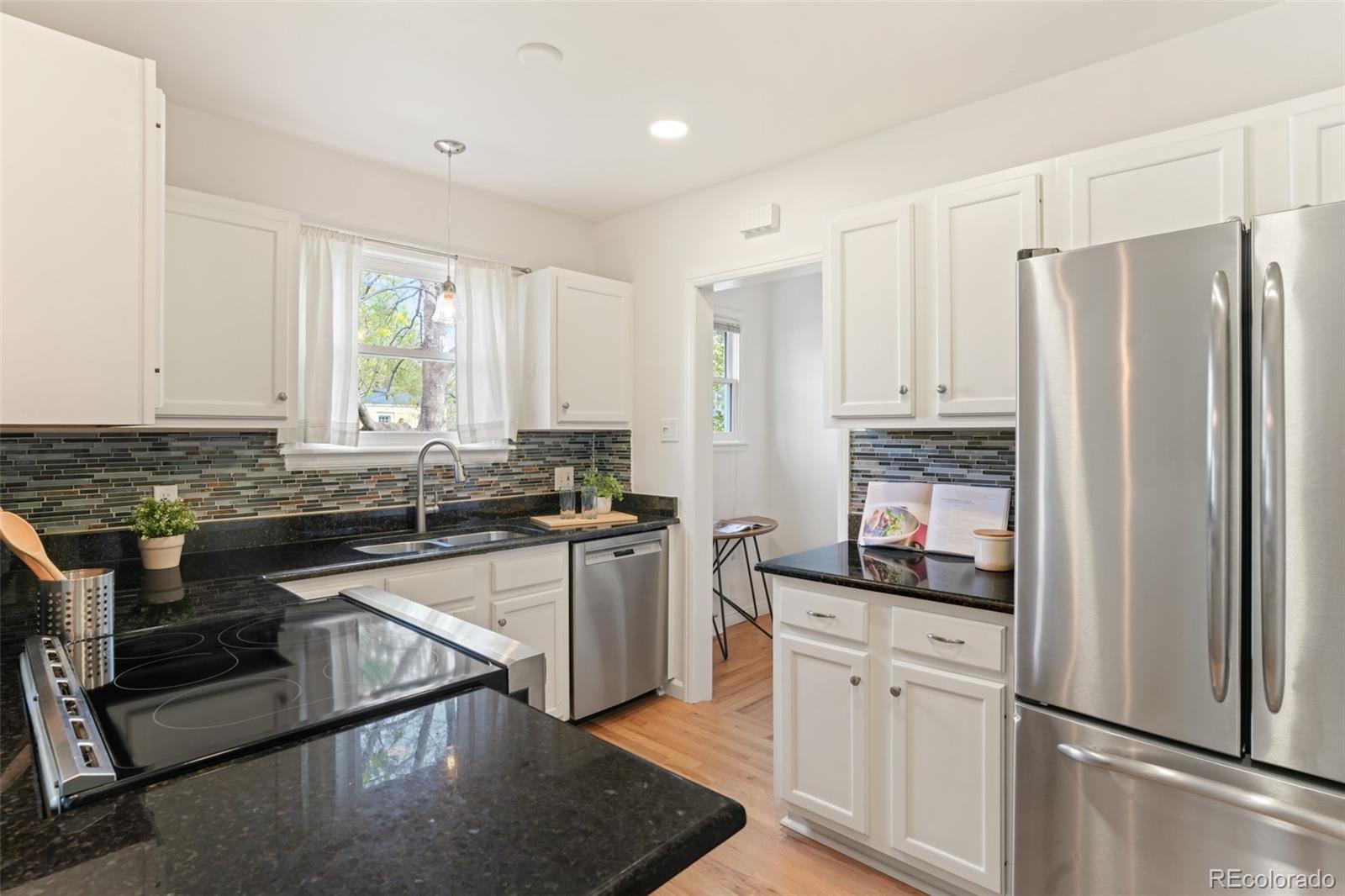 Real Estate Photo