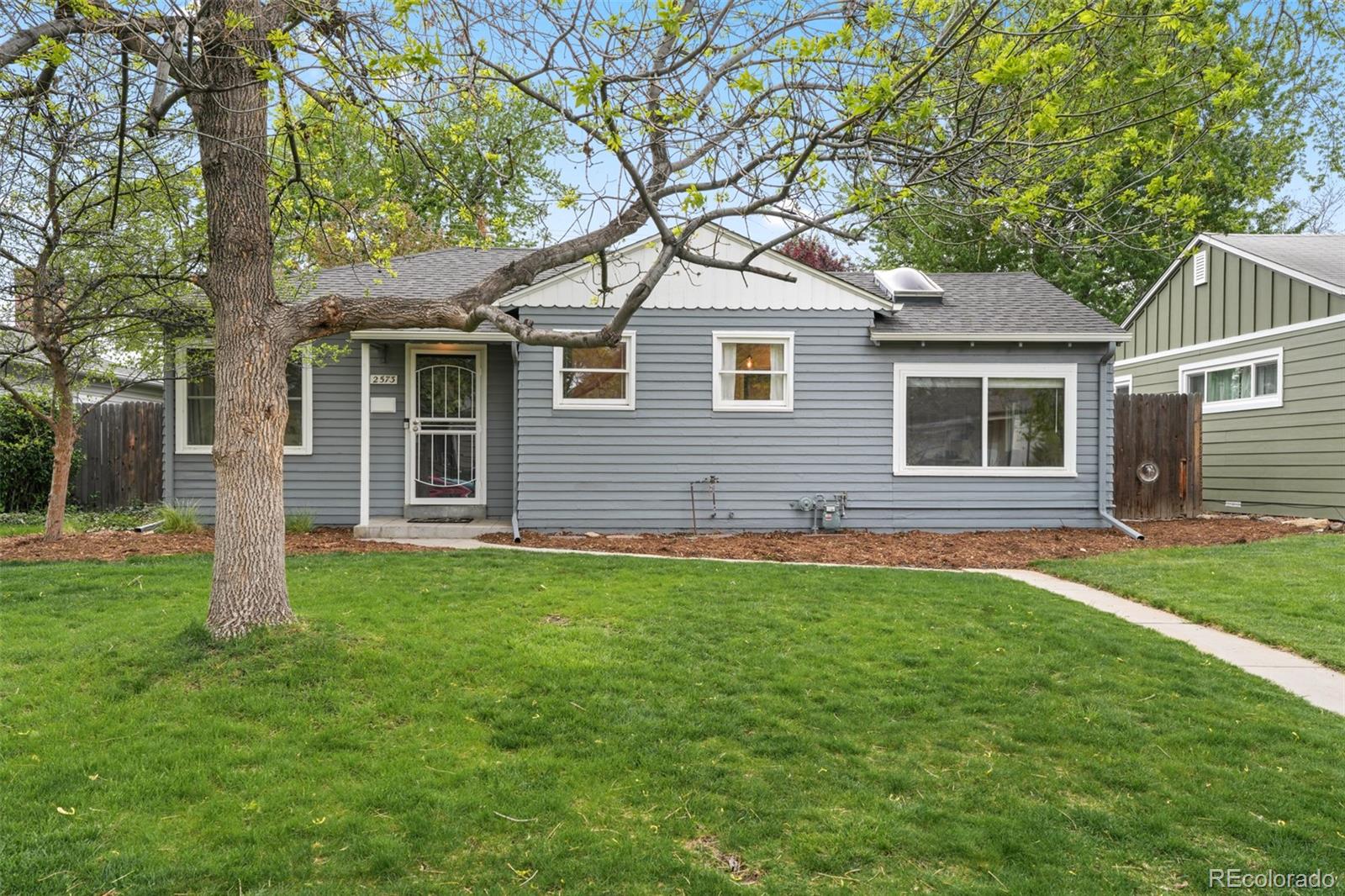 Real Estate Photo
