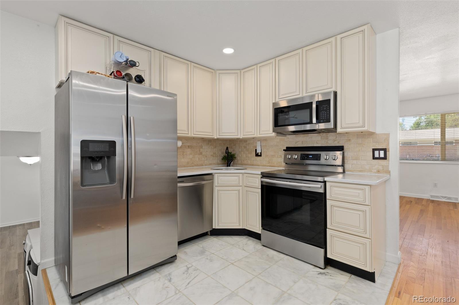 Real Estate Photo