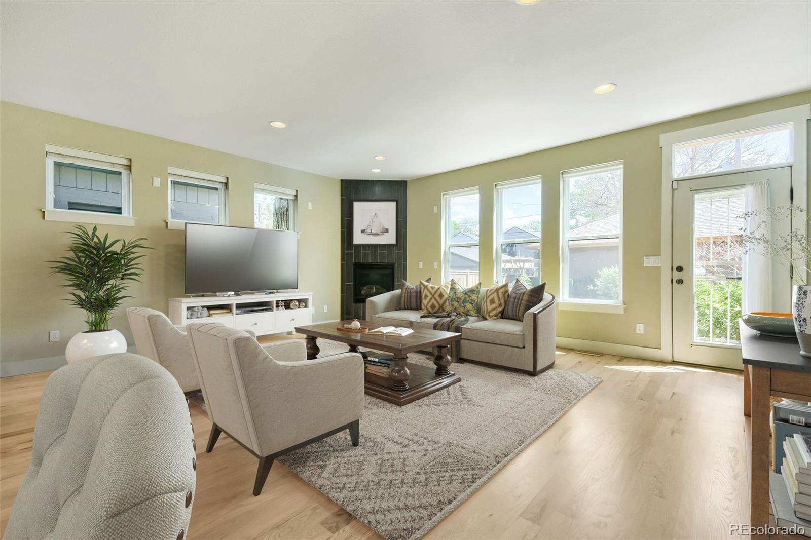 Real Estate Photo