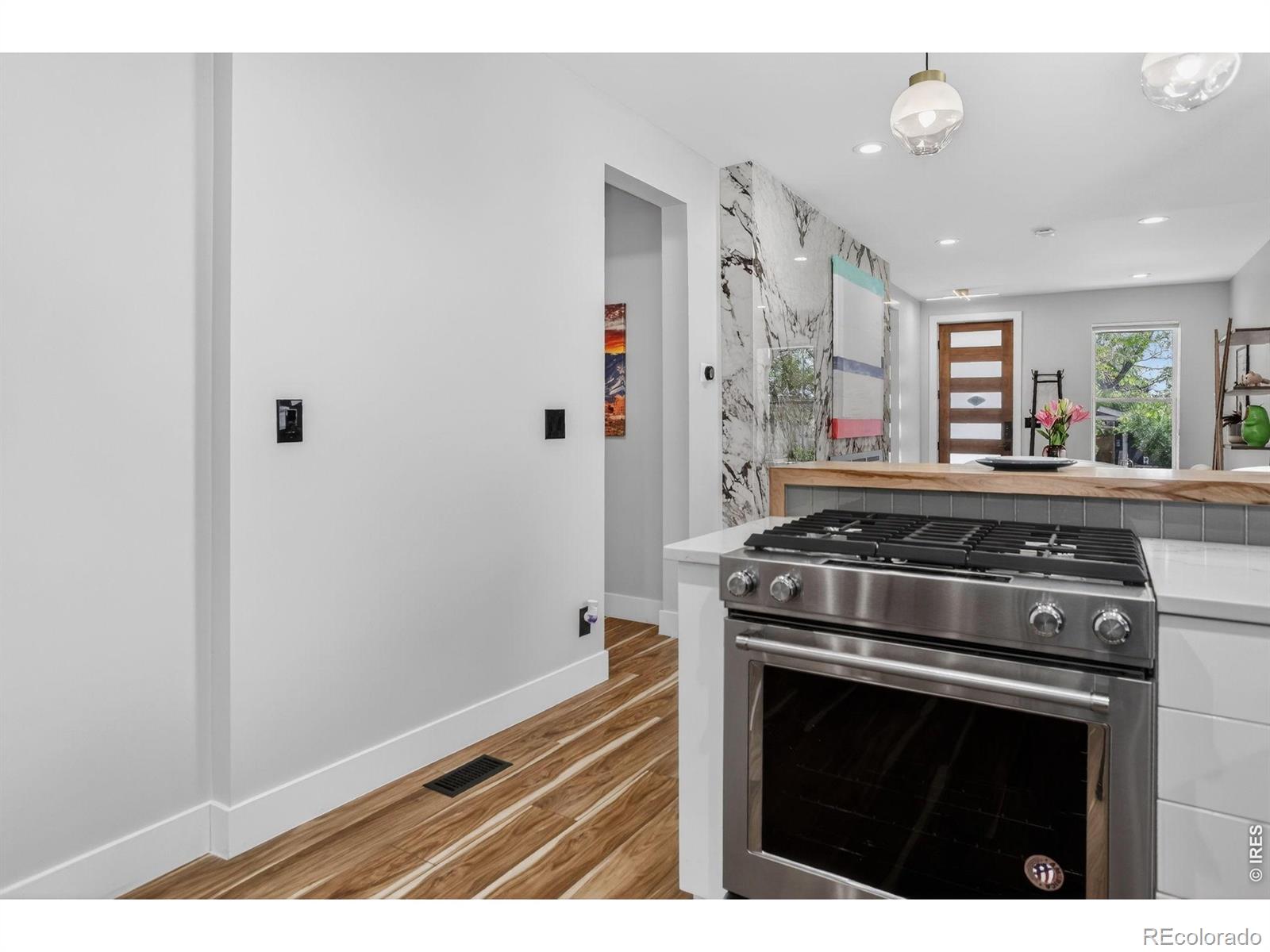Real Estate Photo