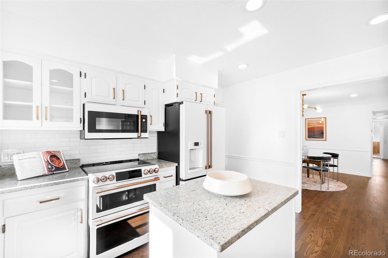 Real Estate Photo
