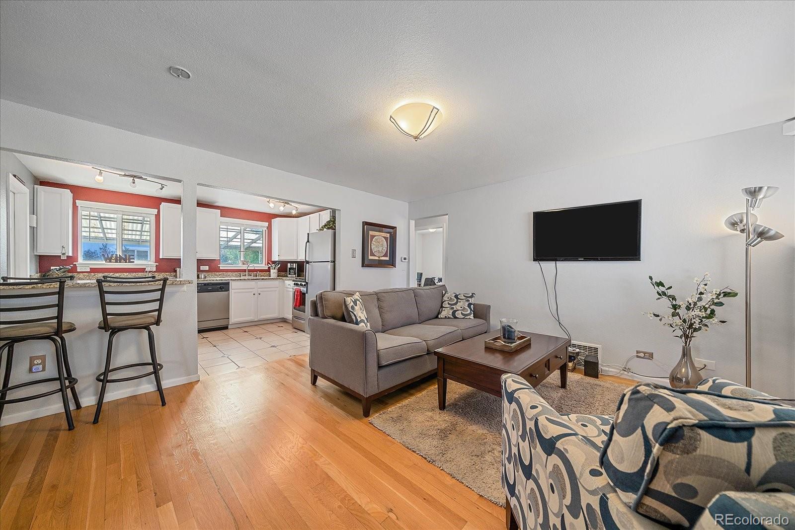 Real Estate Photo