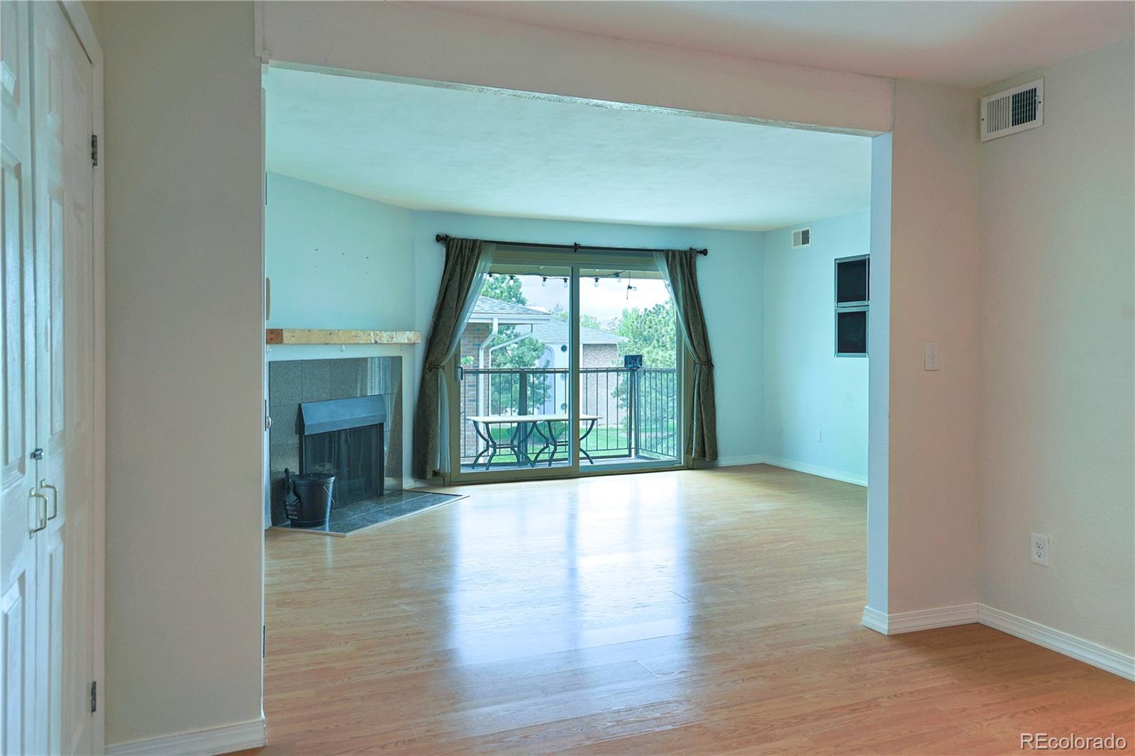 Real Estate Photo