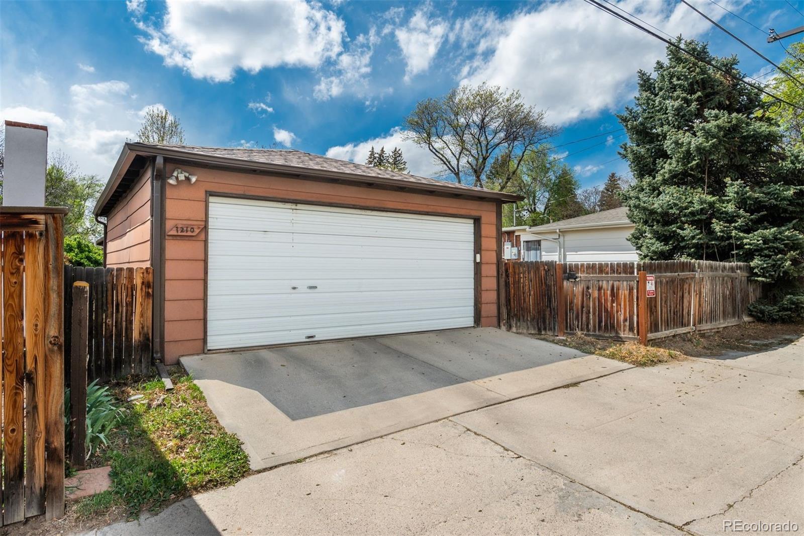 Real Estate Photo