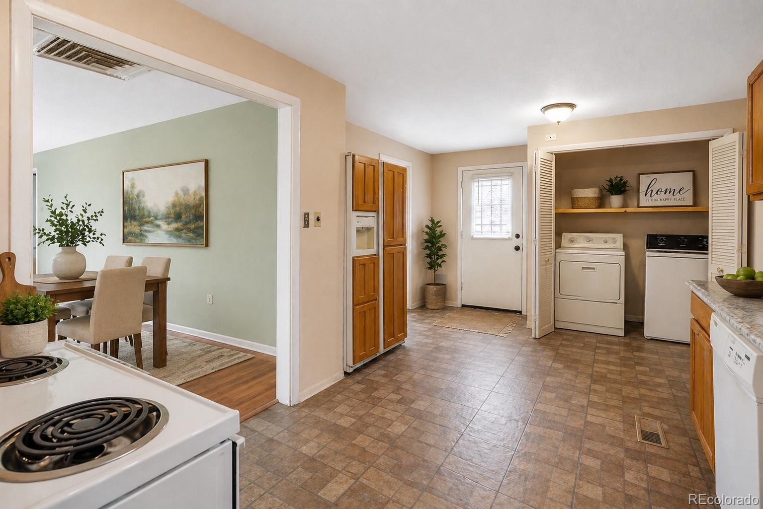 Real Estate Photo