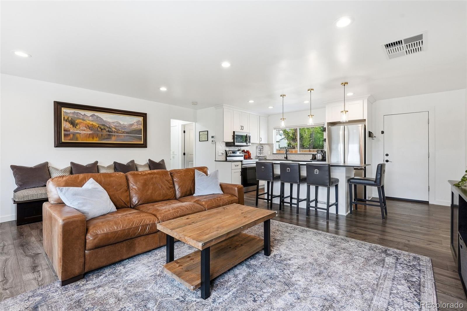 Real Estate Photo