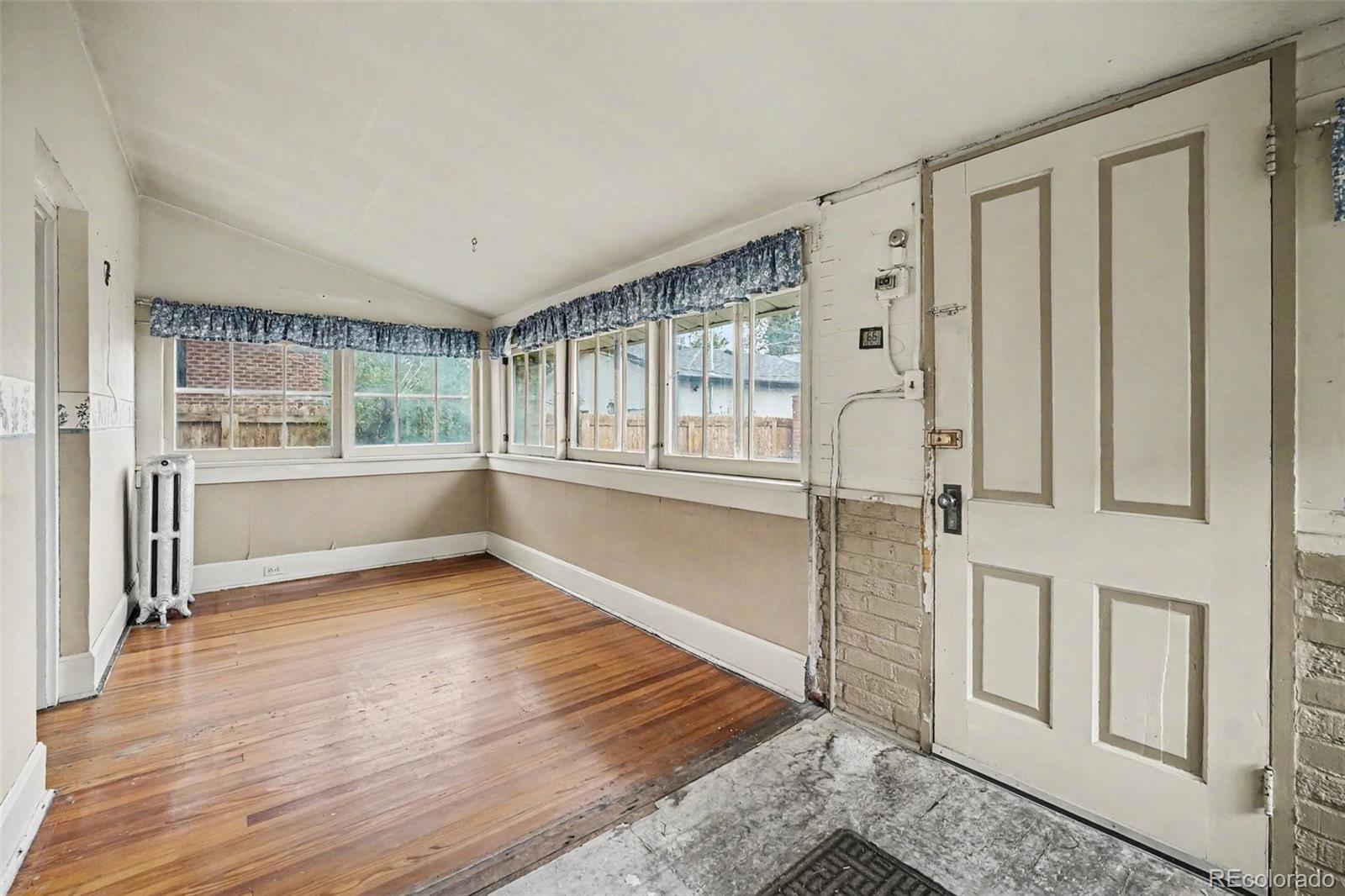Real Estate Photo