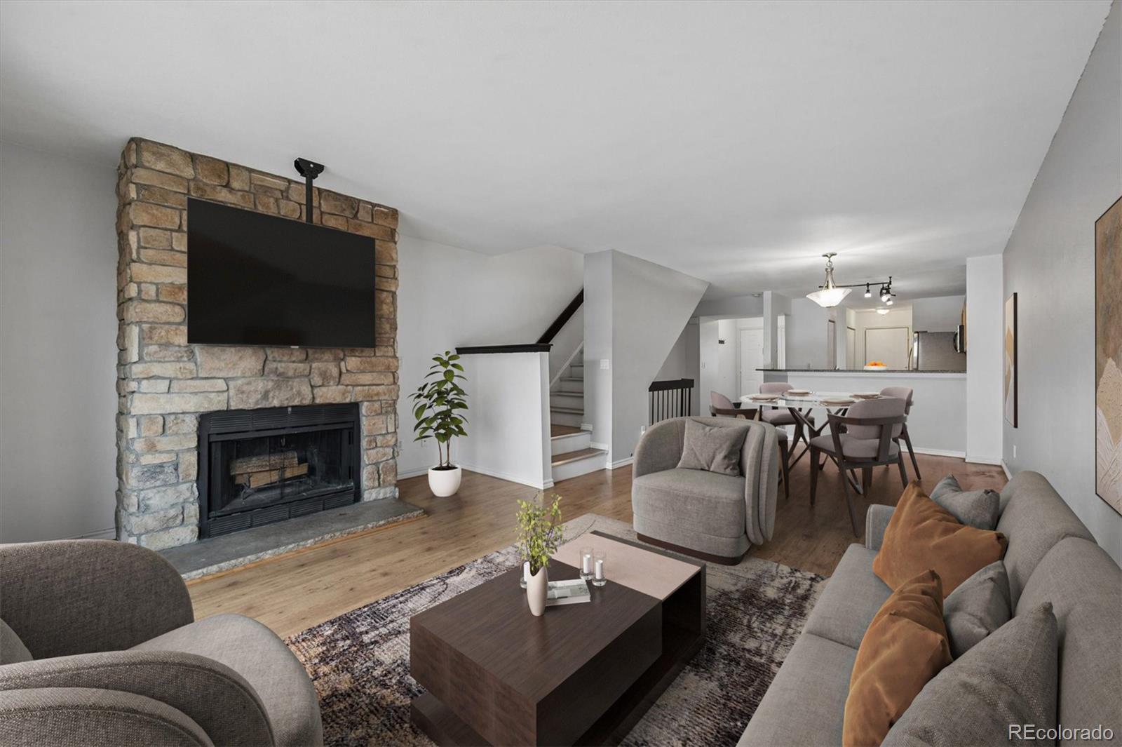 Real Estate Photo
