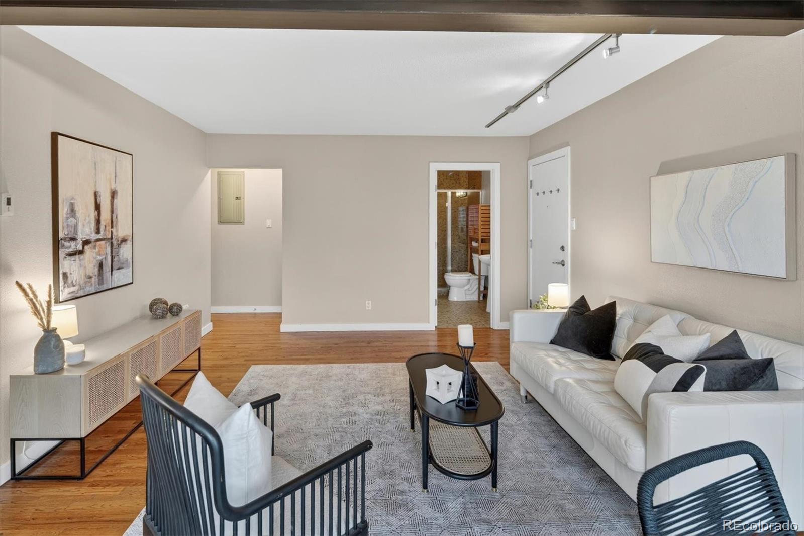 Real Estate Photo