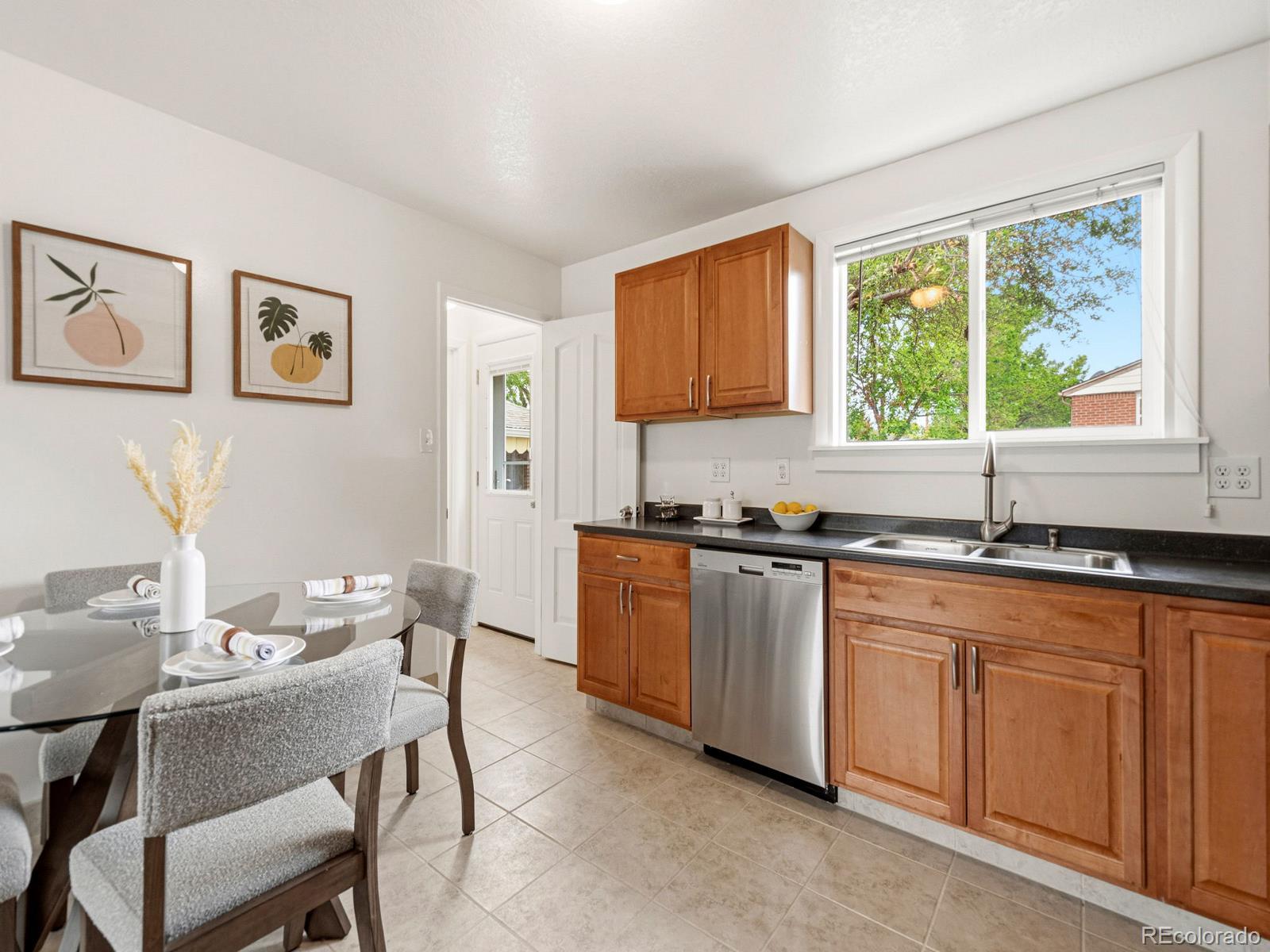 Real Estate Photo