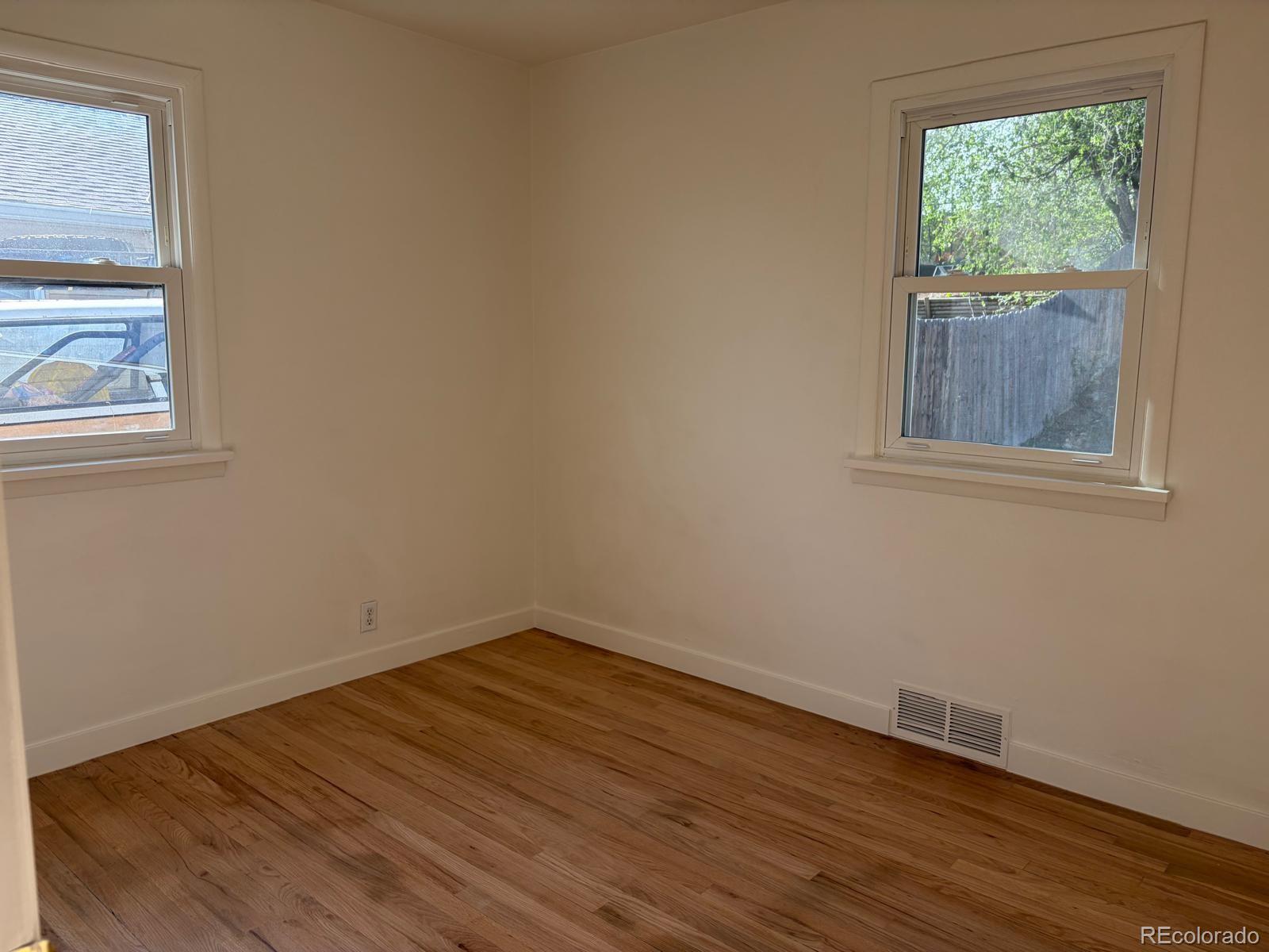 Real Estate Photo