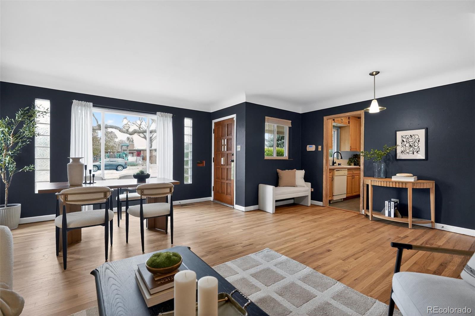 Real Estate Photo