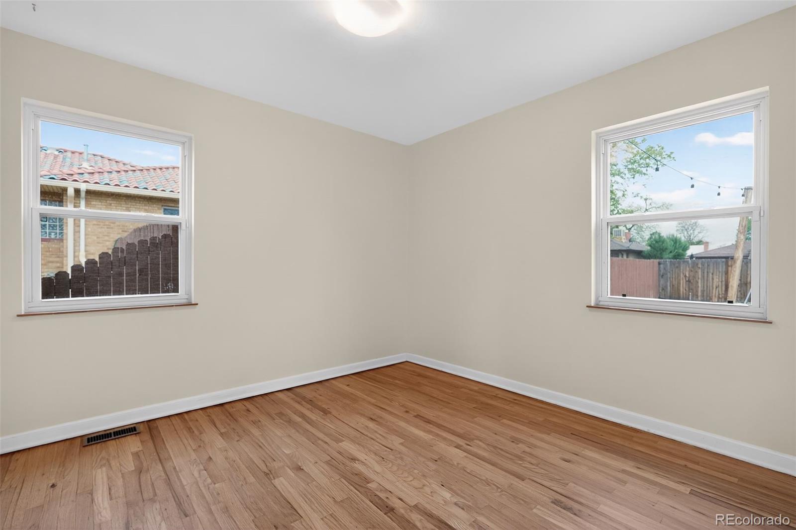 Real Estate Photo