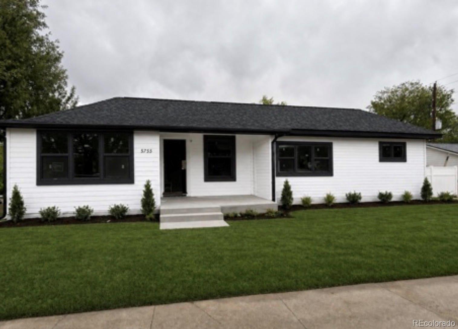 Real Estate Photo