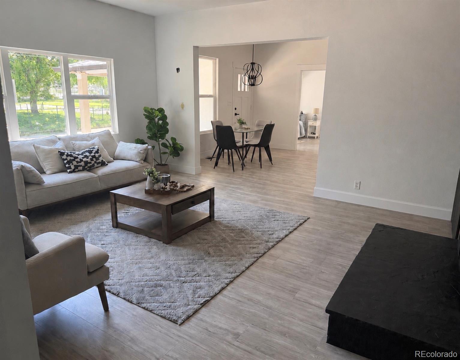 Real Estate Photo