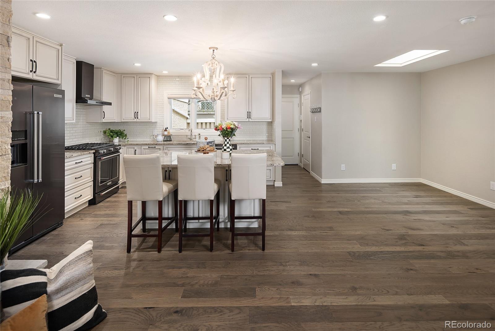 Real Estate Photo
