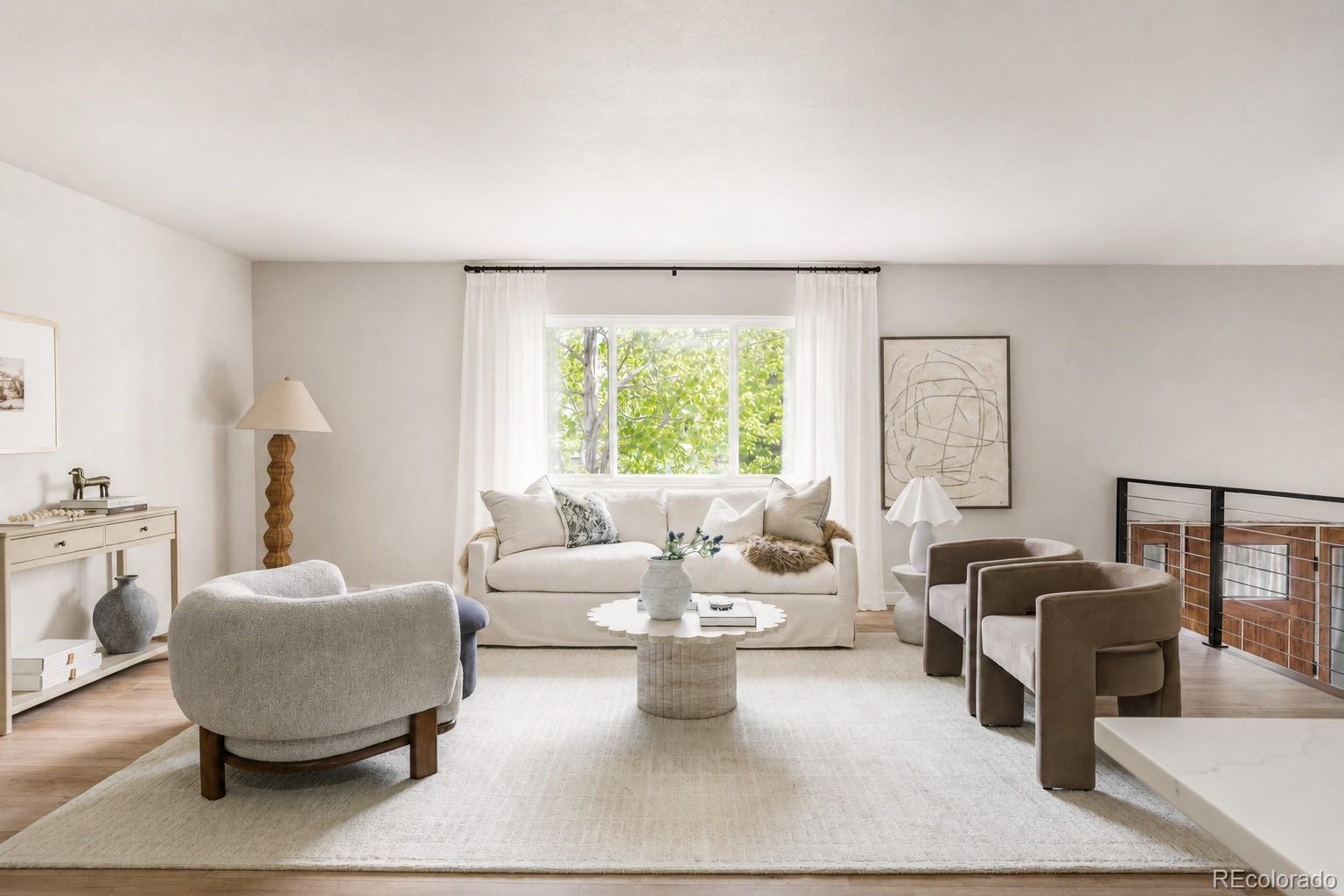 Real Estate Photo