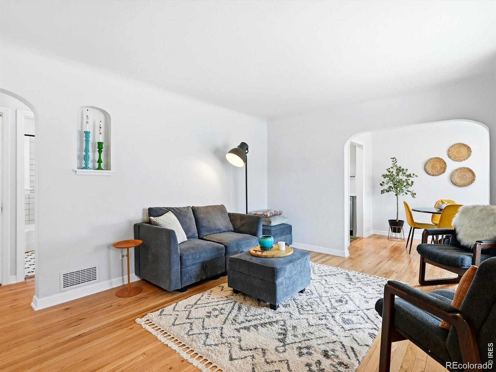 Real Estate Photo
