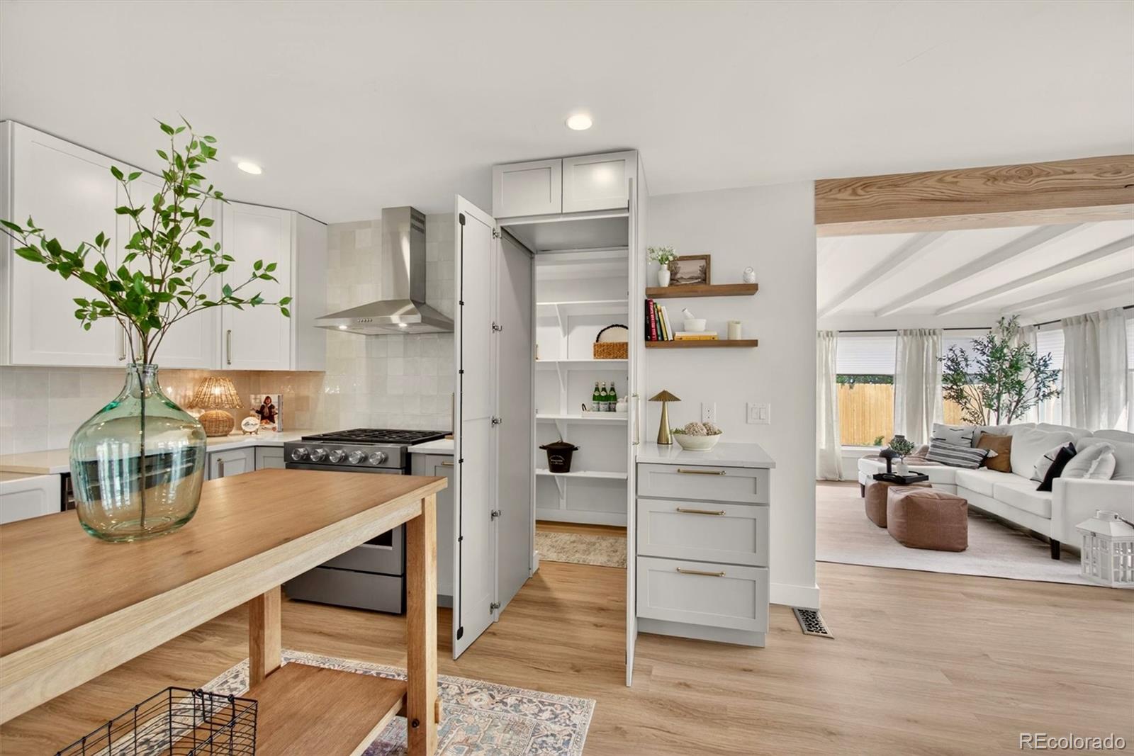 Real Estate Photo