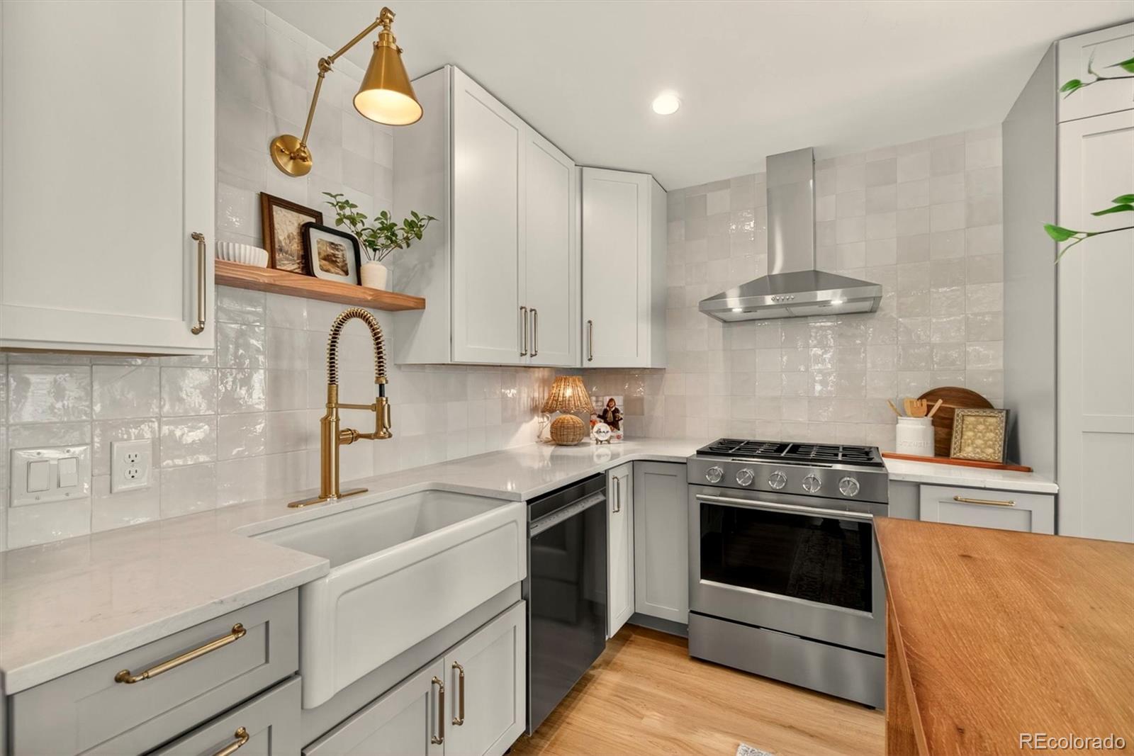 Real Estate Photo