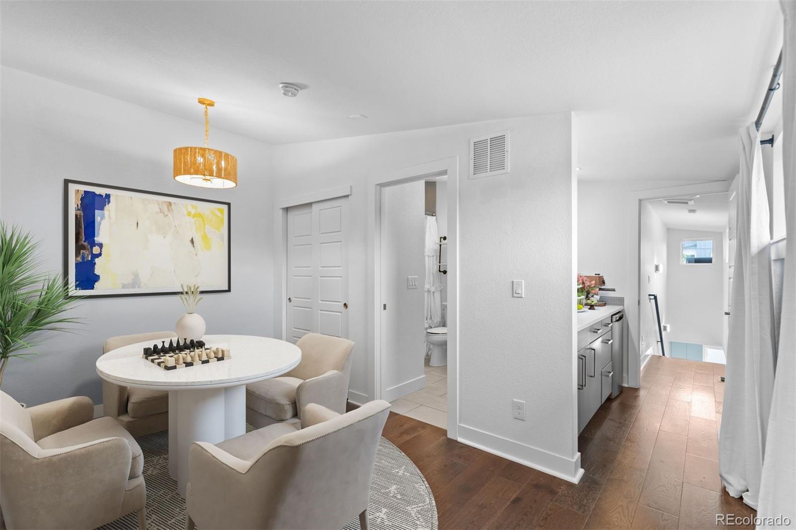 Real Estate Photo
