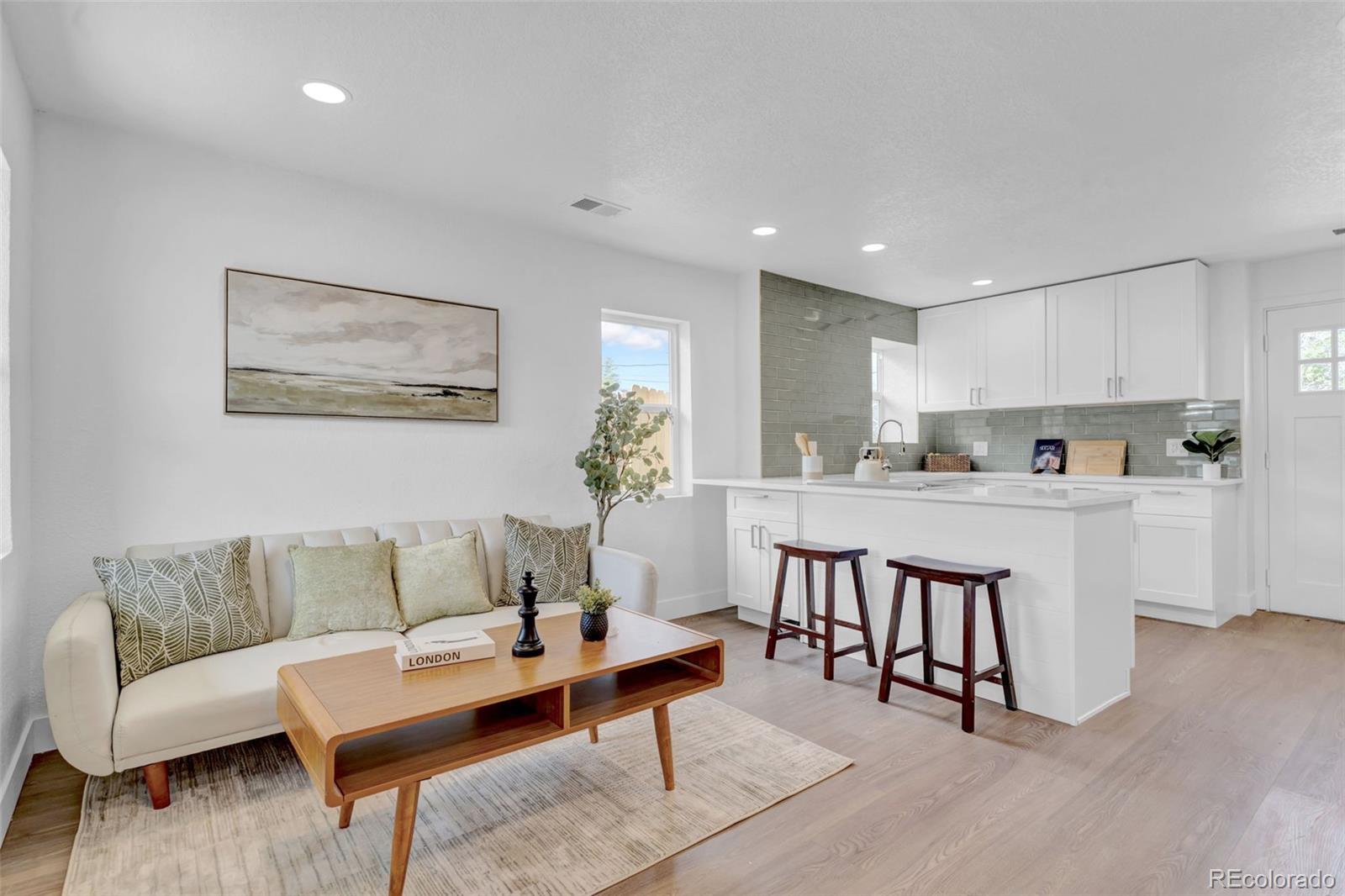 Real Estate Photo