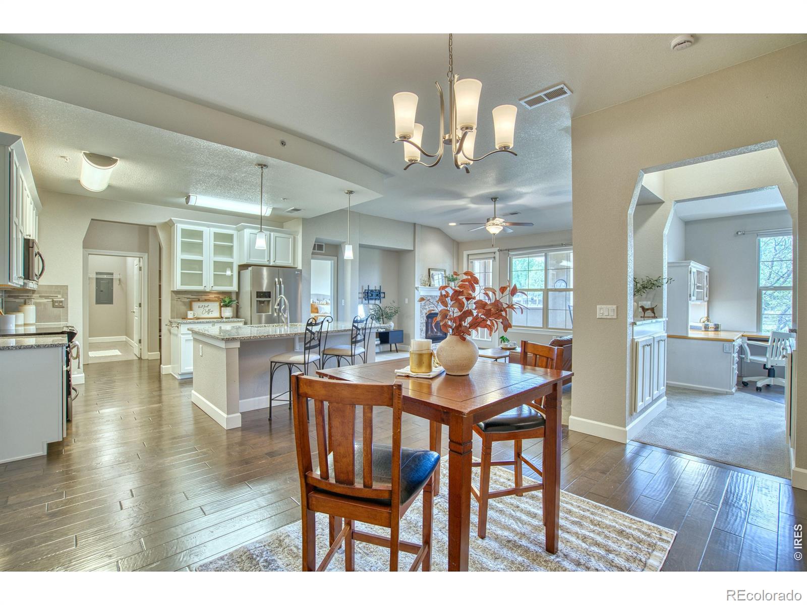 Real Estate Photo